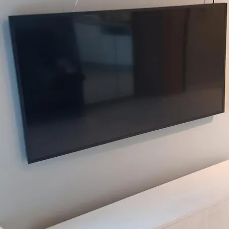 דירה 200m From The Sea - Parking Included קוקסיידה